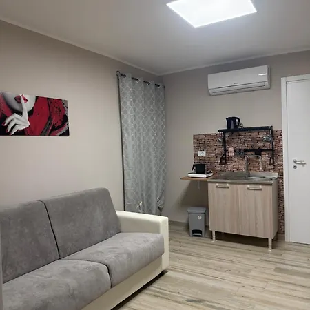Διαμέρισμα Dimora Leonida *